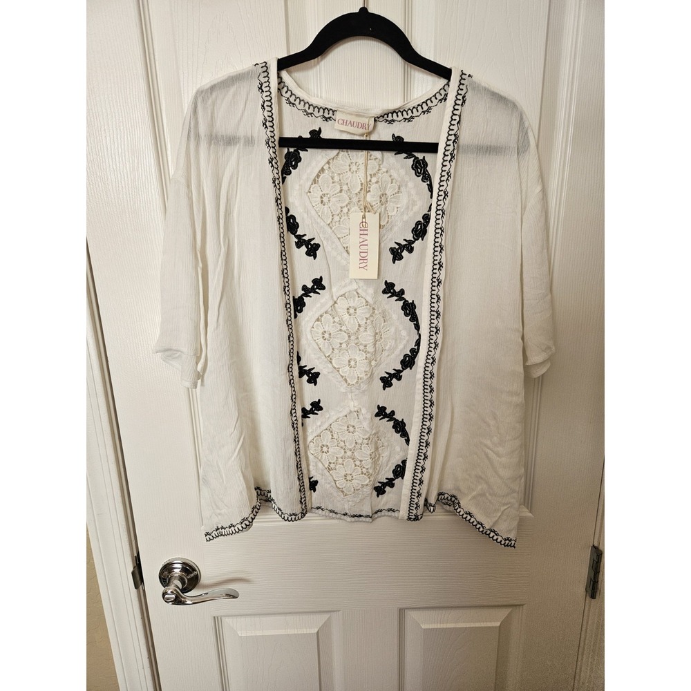 Chaudry White and Navy Embroidered Short Sleeve Cardigan with Lace Inserts Med.